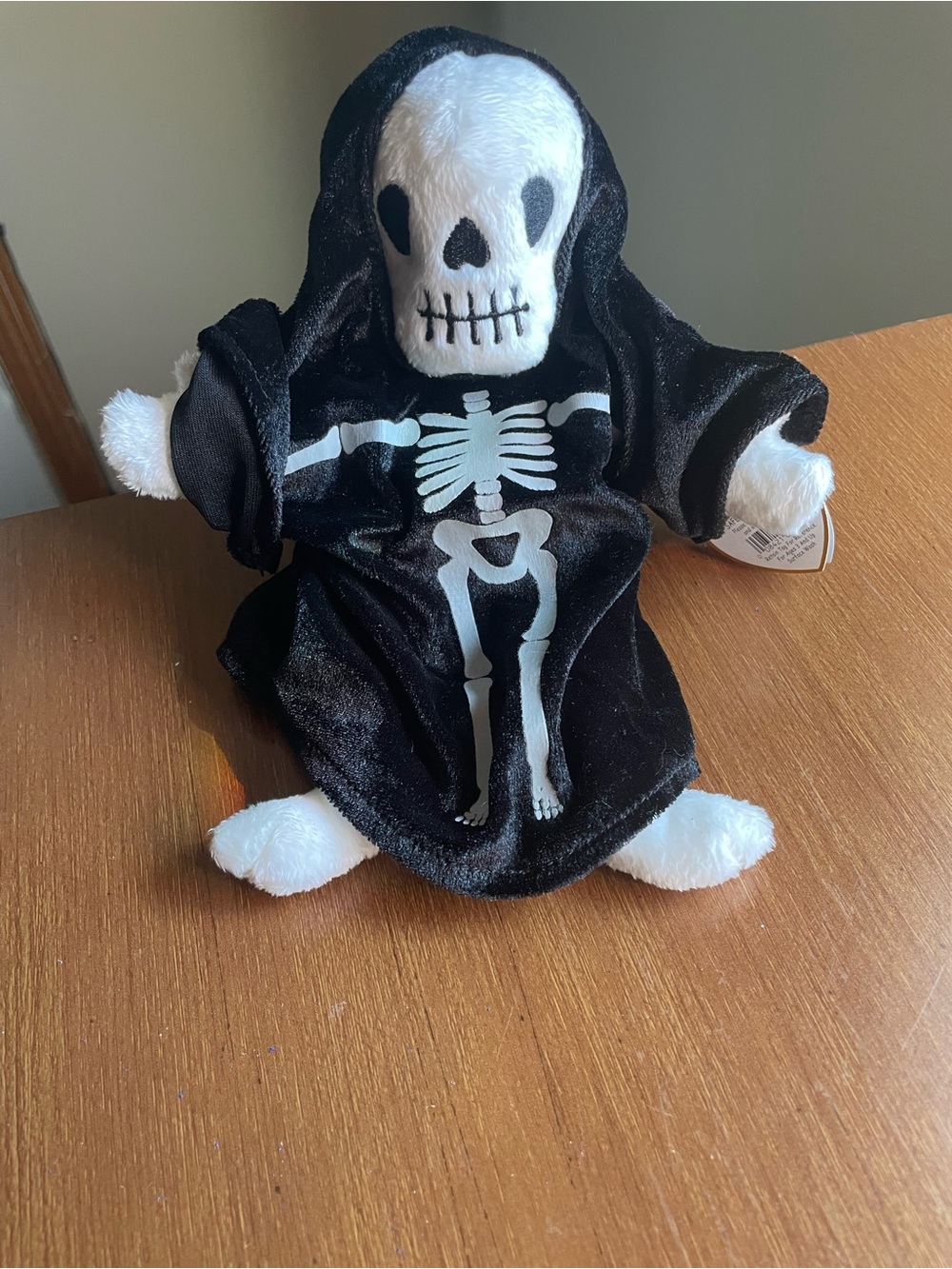 TY Beanie Babies Creepers Skeleton Stuffed Animal Plush Halloween Black White
